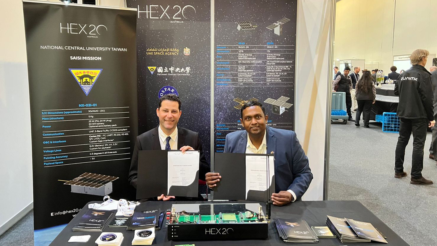 Dr Tony Scoleri of AICRAFT and Lloyd Jacob Lopez of HEX20 signing a memorandum of understanding at the 15th Australian Space Forum